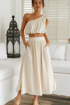 Bomi Crop Top Beige