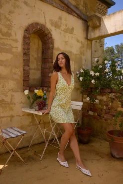 Clover Cove Mini dress Green