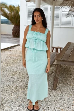 Exploring Avenues Crop Top Mint