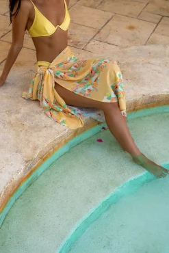 FORTUNATE ONE Marbella Sarong Casablanca Print