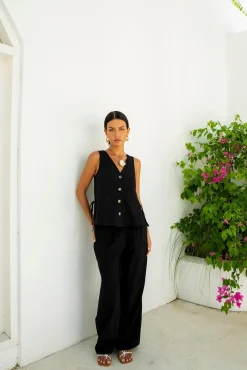 Heading South Vest Top Black