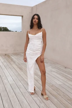 HELLO MOLLY White Sand Oasis Maxi Dress Pink