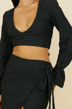 Holiday Feels Skirt Black