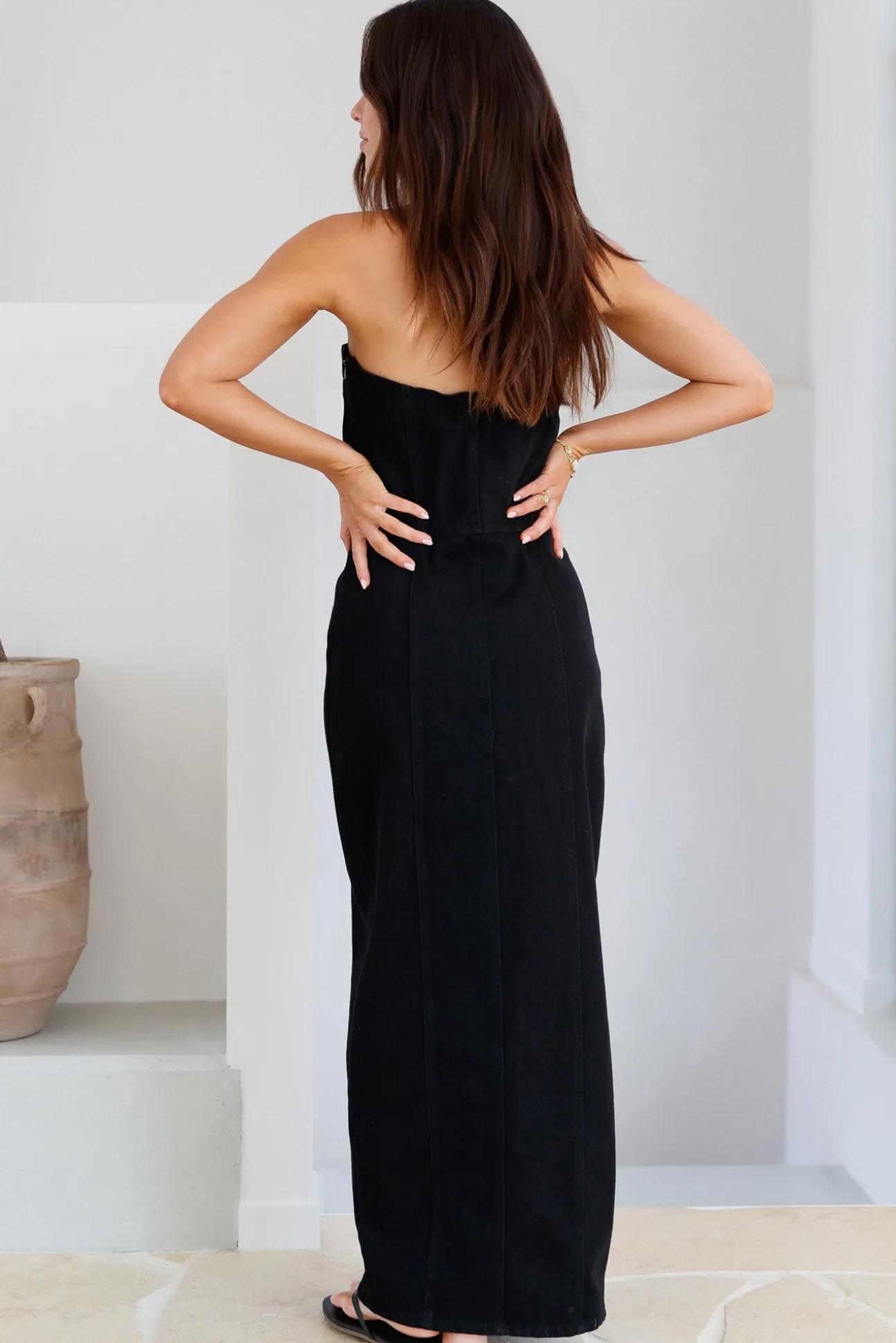 Into The Classics Maxi Dress Black