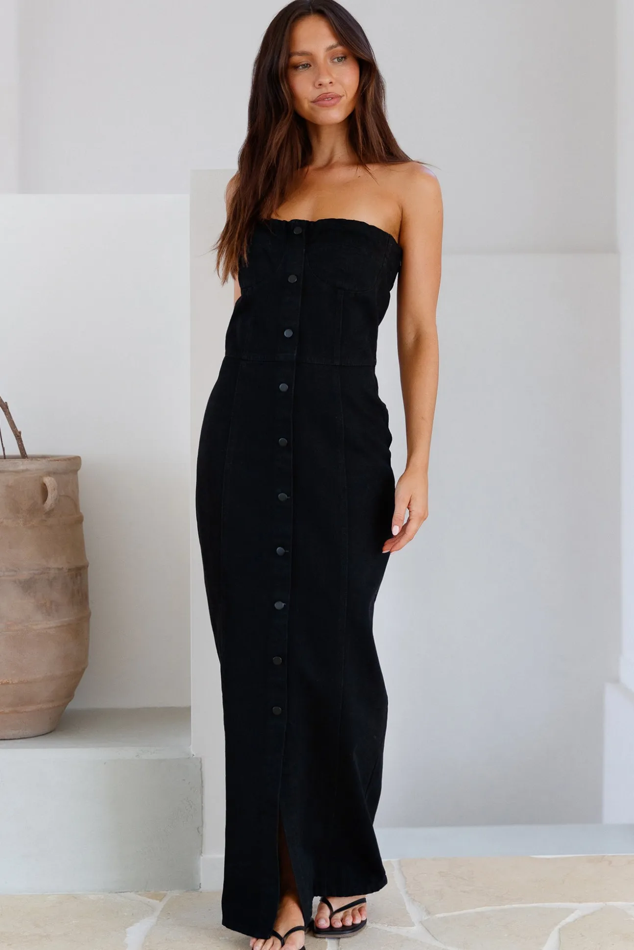Into The Classics Maxi Dress Black