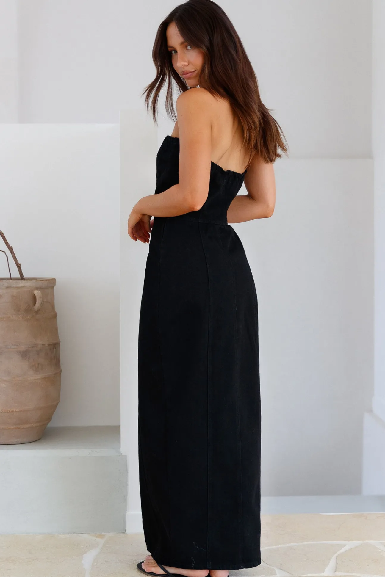 Into The Classics Maxi Dress Black