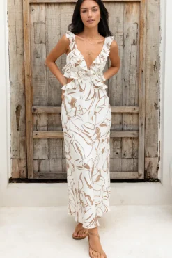 In Wonderland Maxi Dress Brown