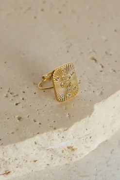 18k Gold Caught Your Eye Ring
