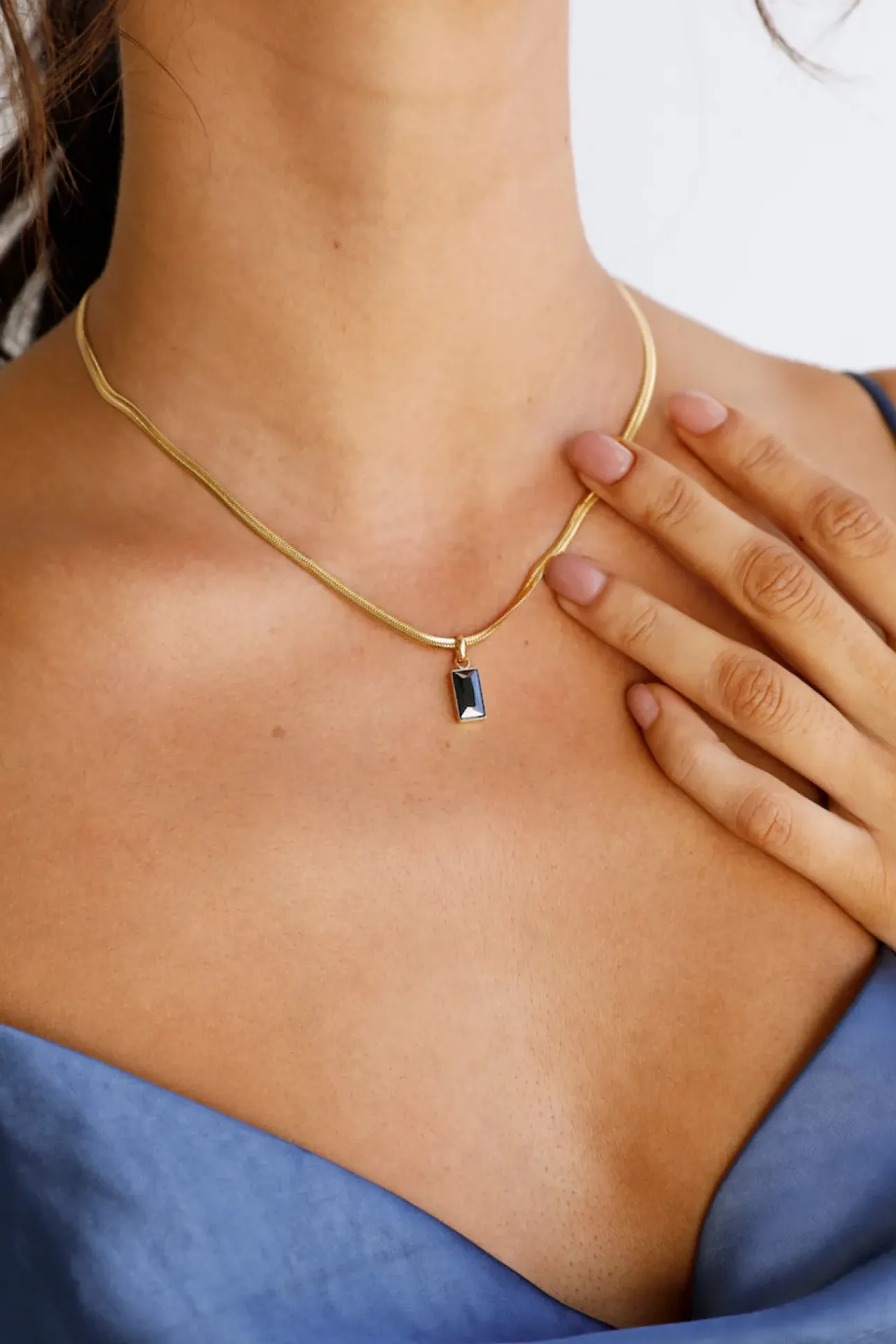 18k Gold Plated Looking Glass Necklace Black