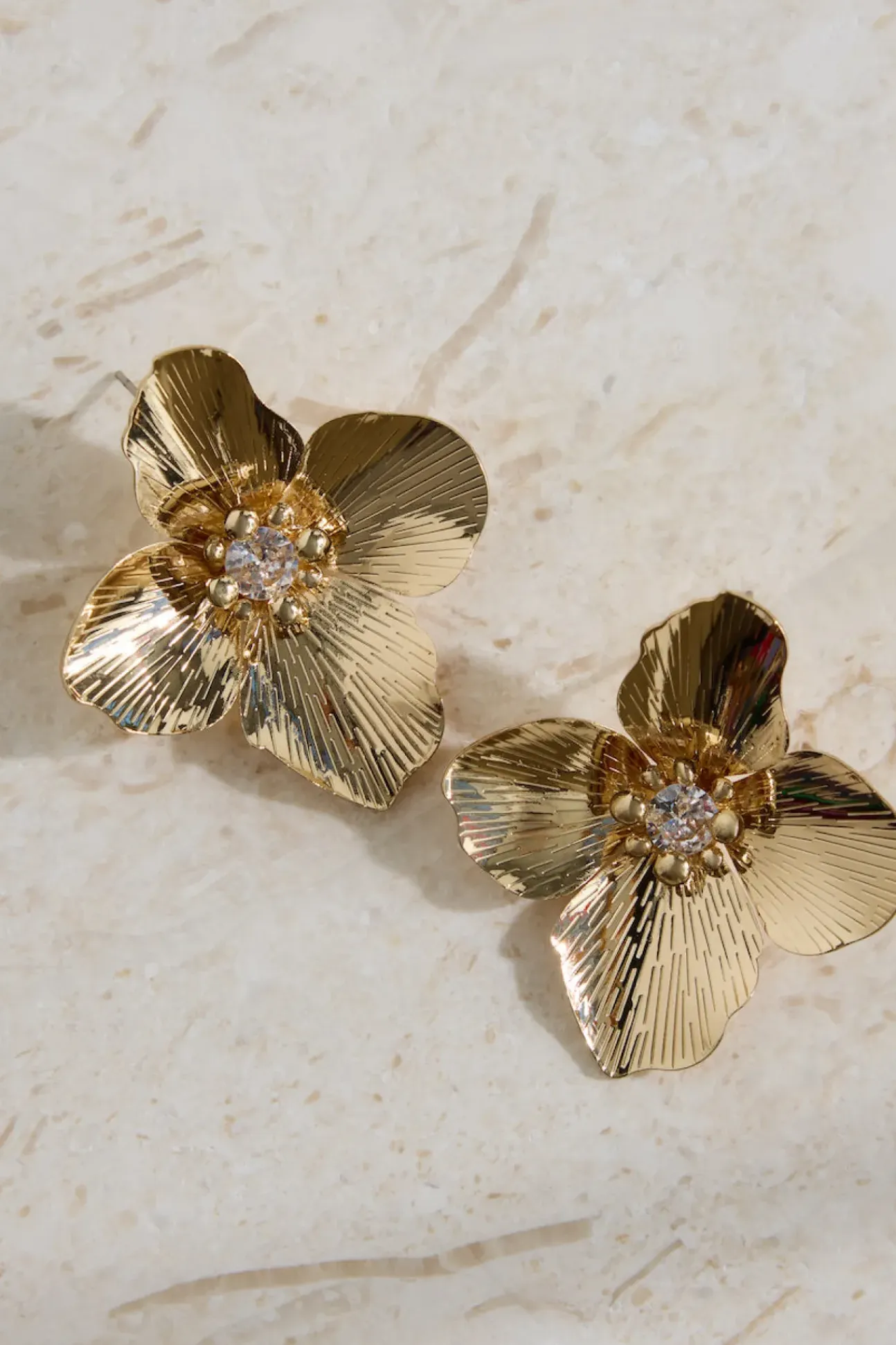 18K Gold Plated Open Heart Earrings Gold