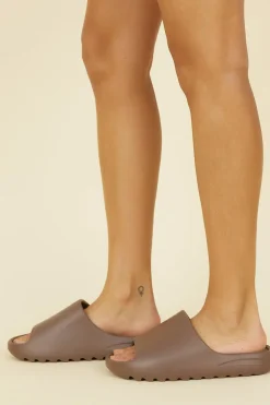 LABEL ATHLETIC Slides Coffee