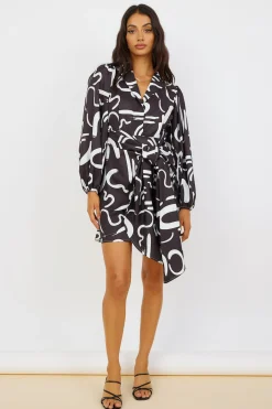 Less I Know Dress Black