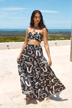 Panoramic Views Crop Halter Top Black