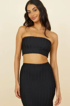 Poolside Adventure Crop Top Black