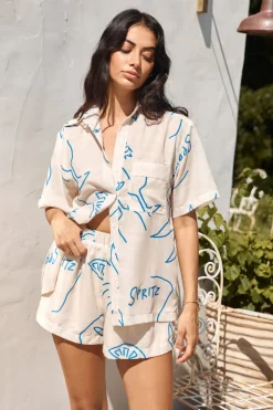 Roaming Around Shirt Blue