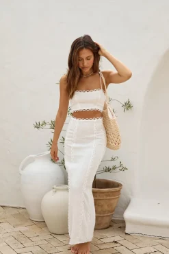 Romantic Escape Linen Crop Top White