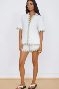 SEVEN WONDERS Harry Short White