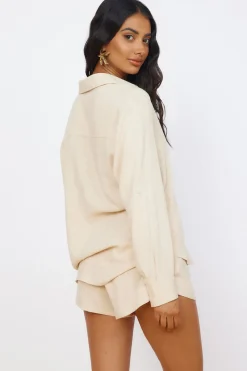 SEVEN WONDERS Kiana Short Sand