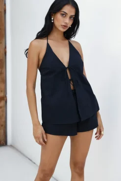 SEVEN WONDERS Octavia Short Black