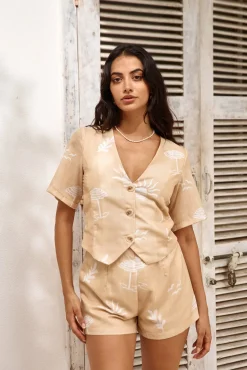 Shade Seeker Top Beige
