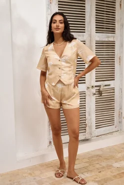 Shade Seeker Top Beige