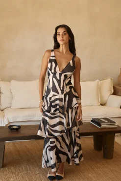 Siren Calling Maxi Dress Black
