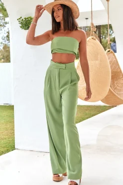 Solaris Crop Top Green