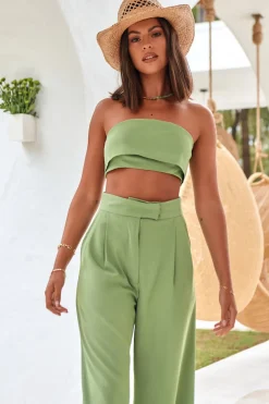 Solaris Crop Top Green