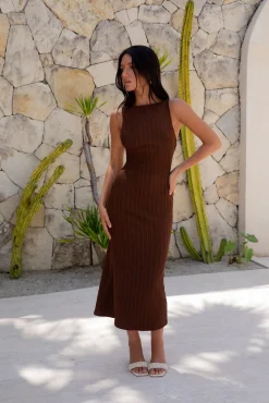Subtle Sculpt Ribbed Midi Dress Chocolate