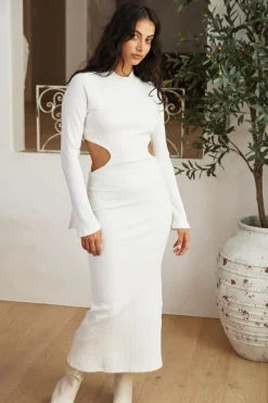 Sun-kissed Feeling Maxi Dress White