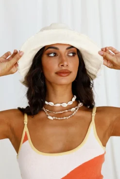 Sun Shower Bucket Hat Beige