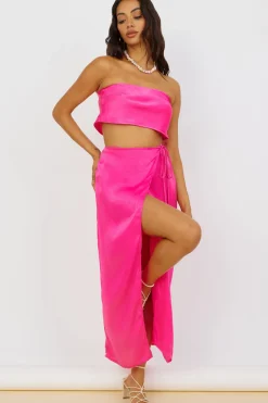 The Right Place Crop Top Pink