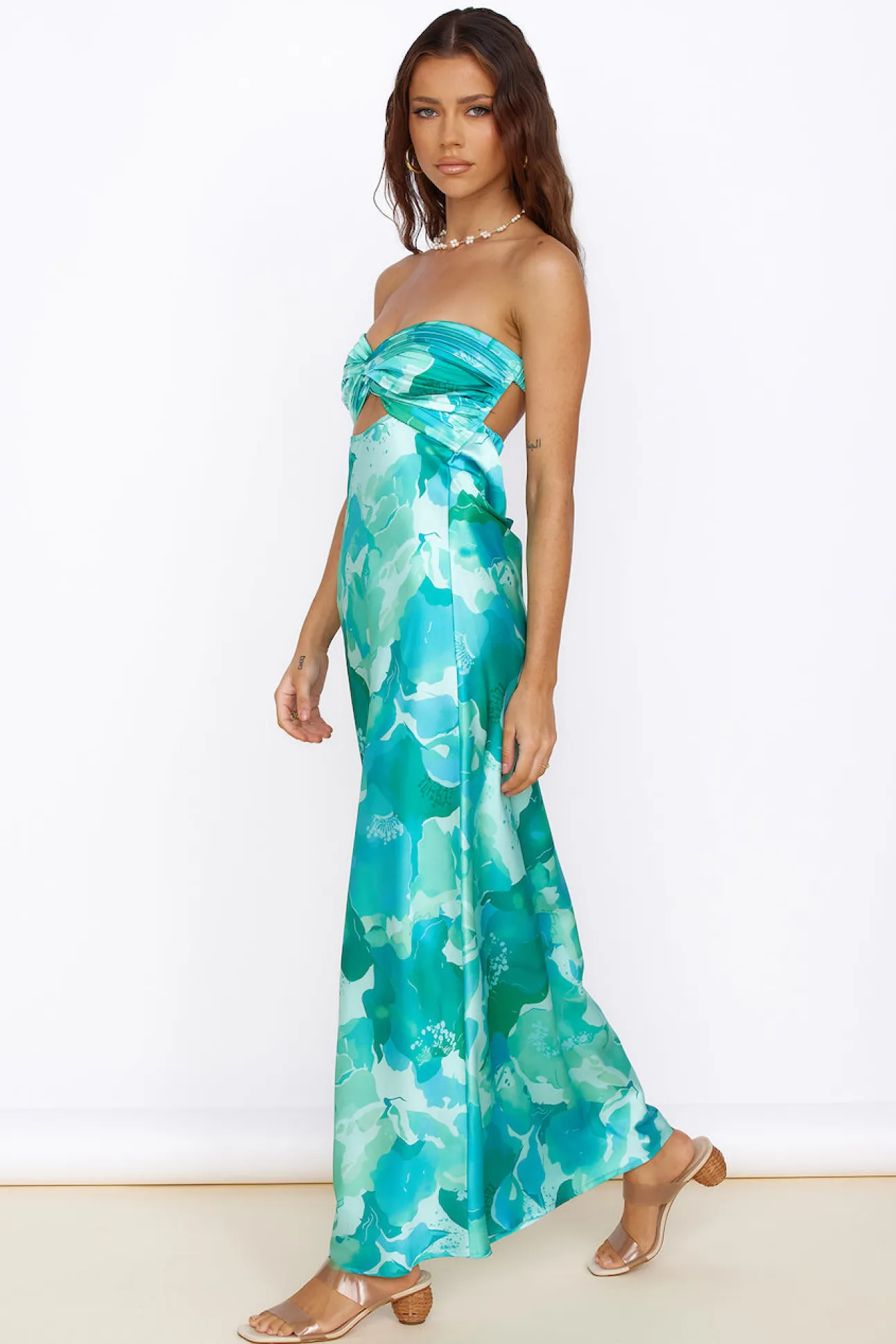 Time Stops Maxi Dress Green