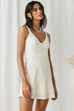 True Fantasy Dress White