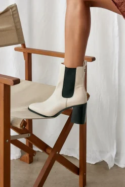 VERALI Link Chelsea Gusset Boots Bone